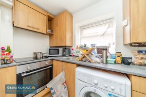 Kitchen- click for photo gallery